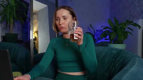 Clara online show from February 18, 2026, 6:15 pm