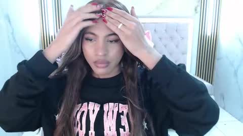 Clara  online show from September 11, 2025, 8:31 pm