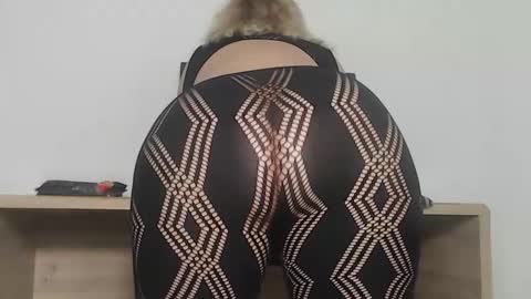 Clara online show from February 12, 2026, 8:48 pm