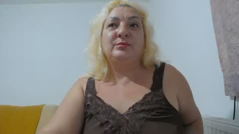 Snapshot of clarabbw77 chatting on July 6, 2026, 7:38 pm Clara online show from July 6, 2026, 7:38 pm
