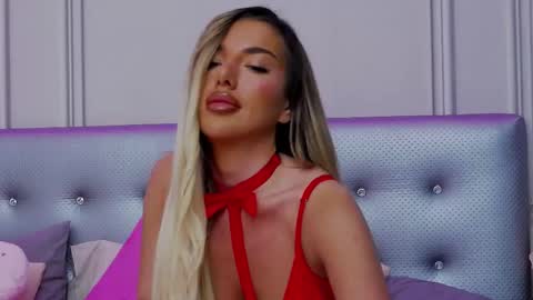 Snapshot of clarahazell chatting on February 17, 2025, 4:31 am ClaraHazel online show from February 17, 2025, 4:31 am