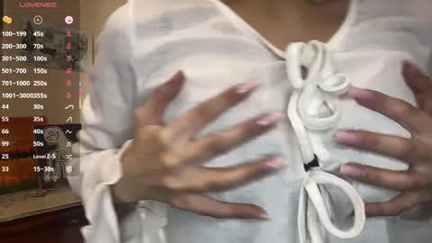 Selena online show from April 1, 2026, 10:27 am