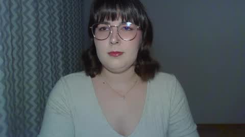 Clara online show from April 9, 2026, 5:40 pm