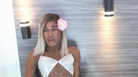 clarissaadhams online show from June 22, 2026, 4:42 am