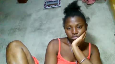 clarisse98 online show from May 12, 2026, 10:01 am