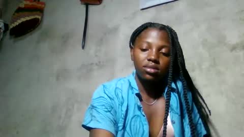 clarisse98 online show from May 27, 2026, 4:31 am