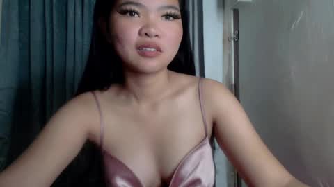 Snapshot of clarita_moore1000 chatting on January 7, 2025, 12:13 am Rita online show from January 7, 2025, 12:13 am