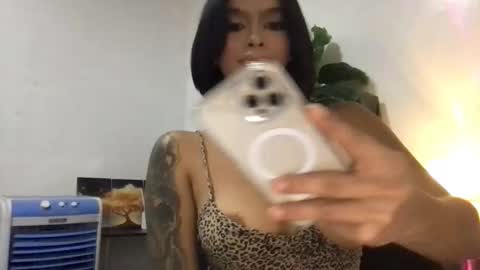 Snapshot of claryfrayx chatting on November 30, 2025, 11:25 am Clary online show from November 30, 2025, 11:25 am