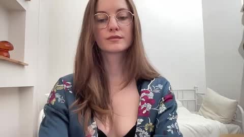 classyandgirly online show from March 23, 2026, 7:07 pm