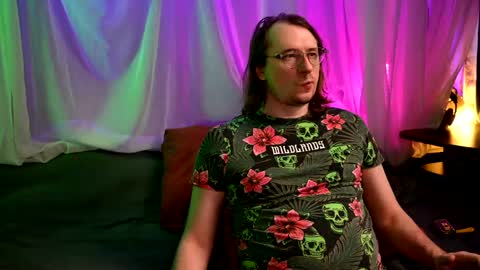 Claudia Cyberfox and Elon online show from June 1, 2026, 6:04 am