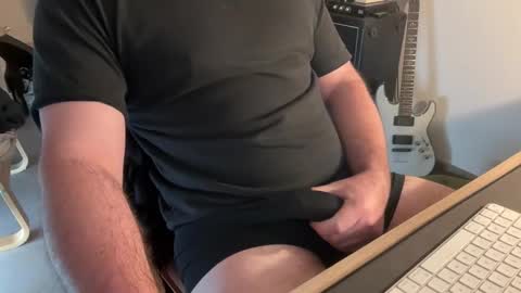 clemlorue75 online show from April 28, 2026, 11:04 am