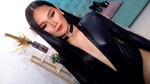 Cleo online show from November 7, 2025, 12:54 am