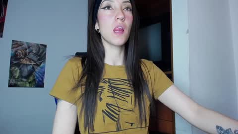 Snapshot of cleopatra_cute chatting on January 18, 2025, 3:09 am  Nicol  online show from January 18, 2025, 3:09 am