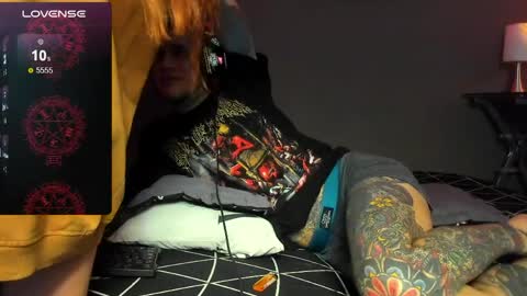 cleo y maikol online show from April 2, 2026, 2:53 am