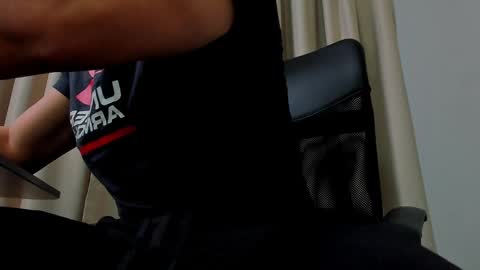 Snapshot of clintmasterss chatting on February 17, 2025, 3:53 pm ClintMasterss online show from February 17, 2025, 3:53 pm