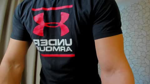 Snapshot of clintmasterss chatting on February 23, 2025, 8:39 am ClintMasterss online show from February 23, 2025, 8:39 am