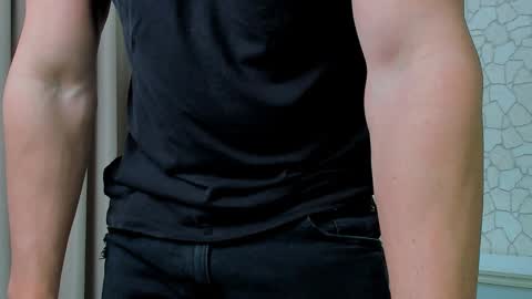 Snapshot of clintmasterss chatting on February 27, 2025, 12:45 pm ClintMasterss online show from February 27, 2025, 12:45 pm