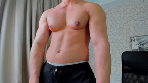 Snapshot of clintmasterss chatting on February 28, 2025, 6:54 am ClintMasterss online show from February 28, 2025, 6:54 am