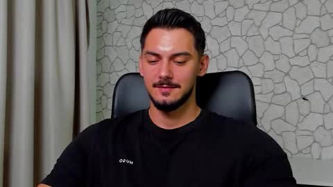 Snapshot of clintmasterss chatting on September 17, 2025, 4:25 am ClintMasterss online show from September 17, 2025, 4:25 am