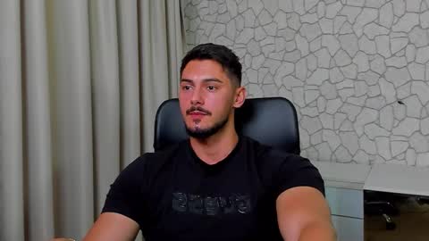 Snapshot of clintmasterss chatting on September 30, 2025, 4:17 am ClintMasterss online show from September 30, 2025, 4:17 am