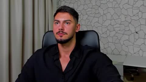 Snapshot of clintmasterss chatting on October 5, 2025, 4:11 am ClintMasterss online show from October 5, 2025, 4:11 am