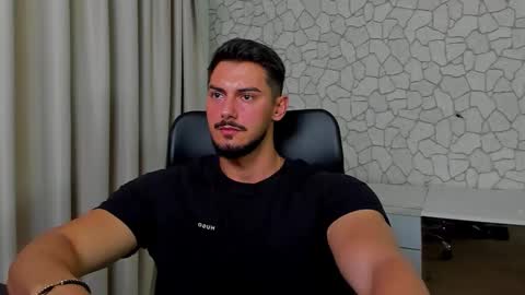 Snapshot of clintmasterss chatting on October 9, 2025, 4:21 am ClintMasterss online show from October 9, 2025, 4:21 am