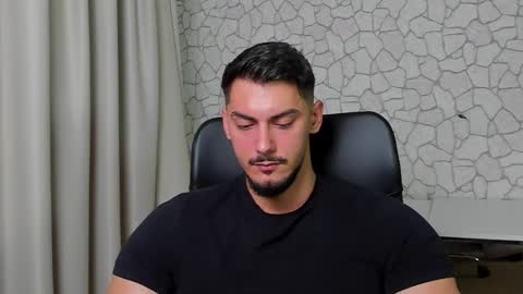 Snapshot of clintmasterss chatting on November 1, 2025, 5:09 am ClintMasterss online show from November 1, 2025, 5:09 am