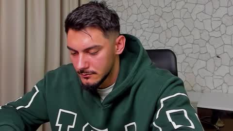 Snapshot of clintmasterss chatting on November 6, 2025, 6:36 am ClintMasterss online show from November 6, 2025, 6:36 am