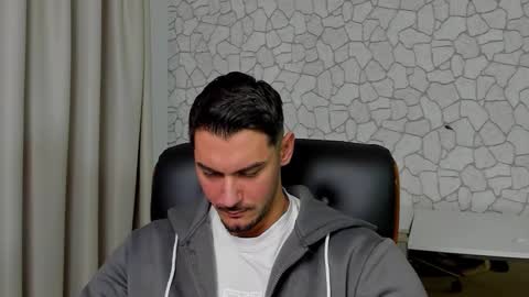 Snapshot of clintmasterss chatting on February 5, 2026, 6:40 am ClintMasterss online show from February 5, 2026, 6:40 am