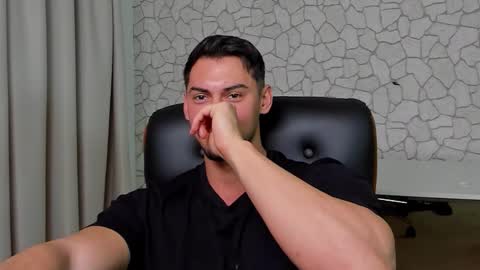 Snapshot of clintmasterss chatting on February 9, 2026, 7:01 am ClintMasterss online show from February 9, 2026, 7:01 am