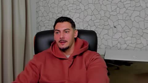 Snapshot of clintmasterss chatting on March 2, 2026, 6:25 am ClintMasterss online show from March 2, 2026, 6:25 am