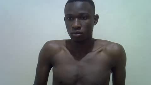 Snapshot of clive_damian chatting on February 11, 2026, 1:54 am clive_damian online show from February 11, 2026, 1:54 am