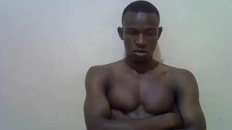 Snapshot of clive_damian chatting on February 12, 2026, 10:05 pm clive_damian online show from February 12, 2026, 10:05 pm