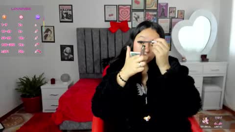 cloe_7 online show from February 11, 2026, 12:10 pm