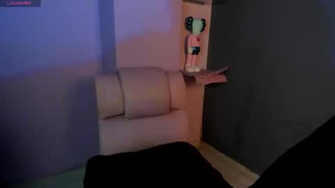  CLOE  online show from February 11, 2025, 8:10 pm