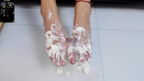 Snapshot of cloeperson chatting on February 19, 2026, 3:52 pm lady cloe person online show from February 19, 2026, 3:52 pm