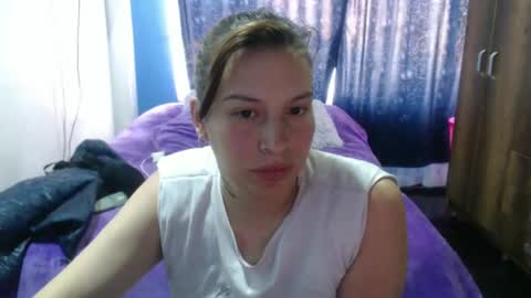 Snapshot of cloepussy chatting on September 30, 2025, 9:53 pm cloepussy online show from September 30, 2025, 9:53 pm