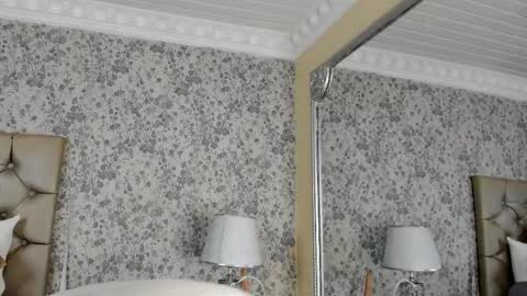 Clohe the wonder online show from December 15, 2025, 7:40 pm