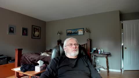 cloudalert62 online show from December 15, 2024, 7:53 pm