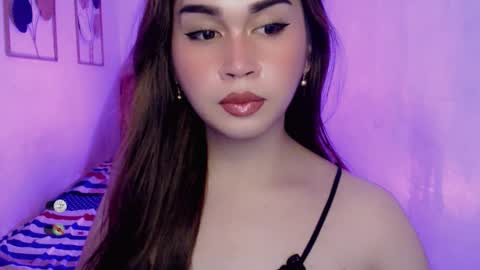 Snapshot of cloudia_babe chatting on September 27, 2025, 4:17 am Cloudia babe69 online show from September 27, 2025, 4:17 am