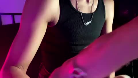 Drew online show from October 12, 2025, 12:04 pm