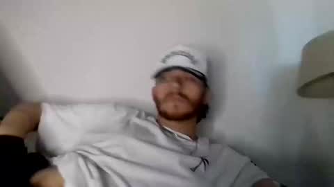 tallhungandcloudy online show from April 2, 2026, 1:58 am