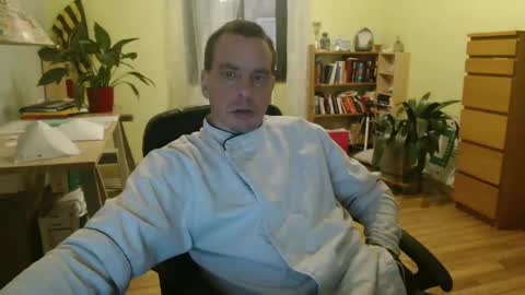 clouplefun online show from December 7, 2024, 6:10 am