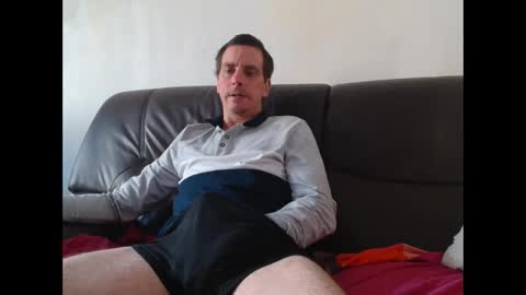 clouplefun online show from November 15, 2025, 12:56 pm