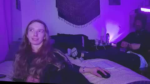 Snapshot of clover922169 chatting on April 4, 2026, 11:29 am Clover online show from April 4, 2026, 11:29 am