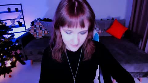  Clover  follow me  online show from January 2, 2025, 6:01 pm