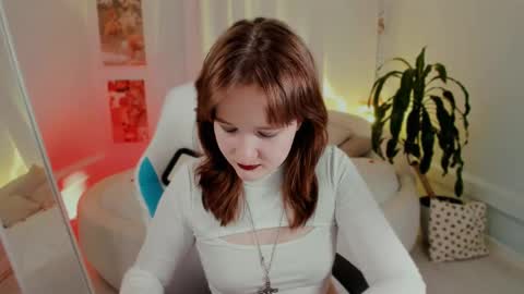  Clover  follow me  online show from February 23, 2025, 2:04 pm