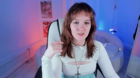  Clover  follow me  online show from March 4, 2025, 9:51 am
