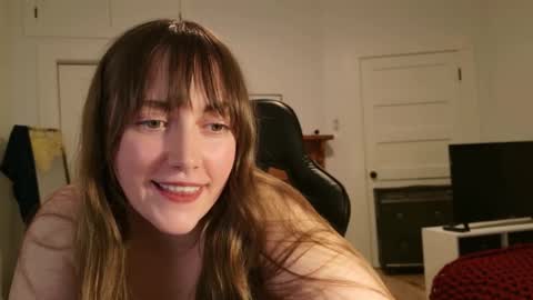 Clover online show from February 15, 2026, 7:49 am