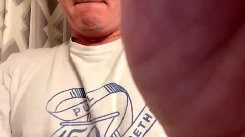 clovershit1 online show from October 20, 2025, 2:39 pm